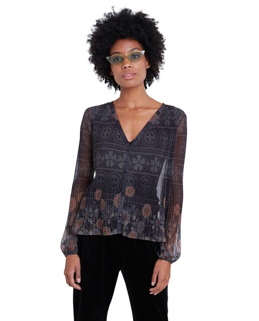Camiseta de mujer plisada de manga larga con estampado de 40% de descuento en la camisa para mujer de Desigual Simba