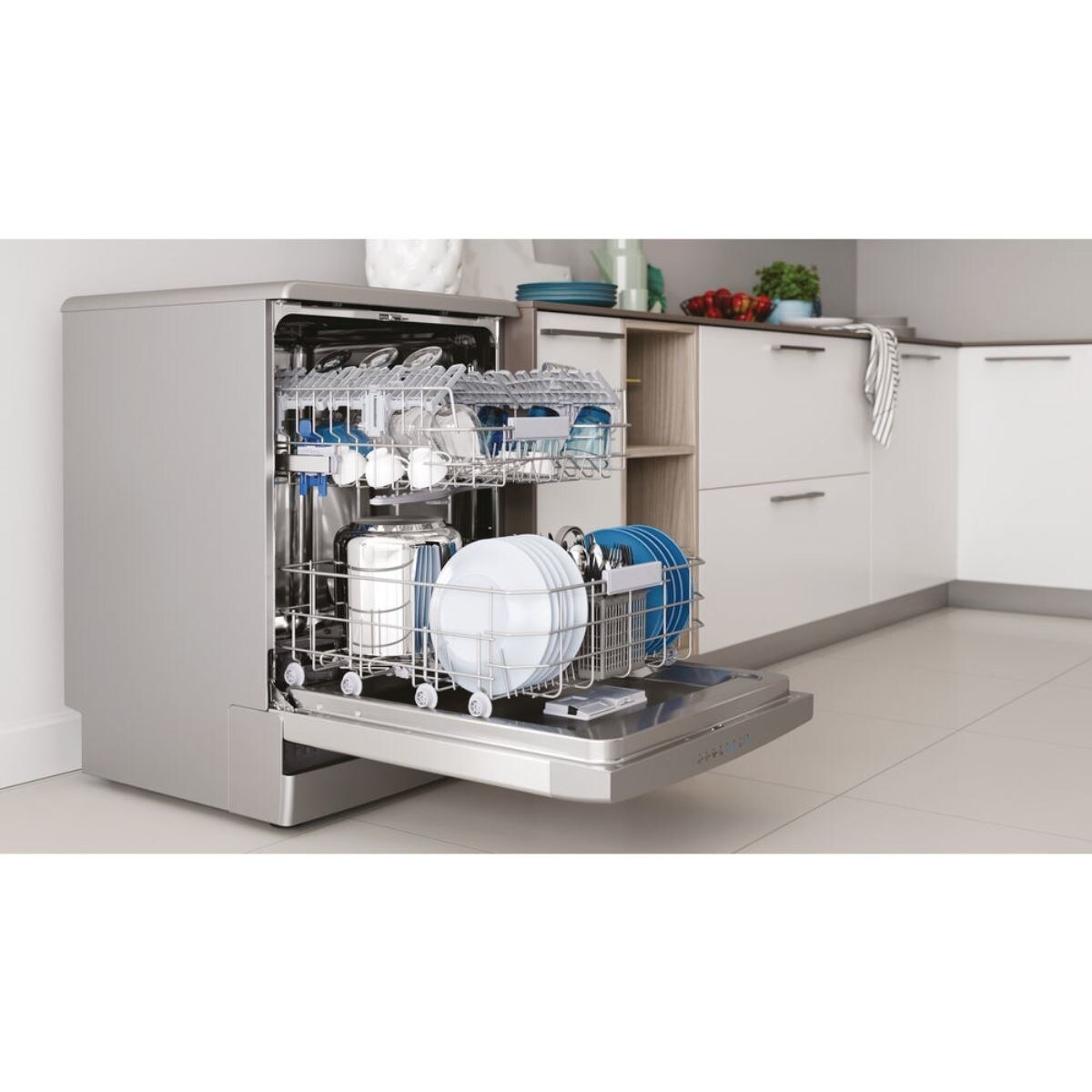 Máquina de Lavar Loiça Indesit DFO 3C23 A X para 14 Talheres e de 60 cm - Inox Inox-8
