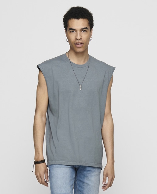 Camiseta de hombre gris claro lavado sin