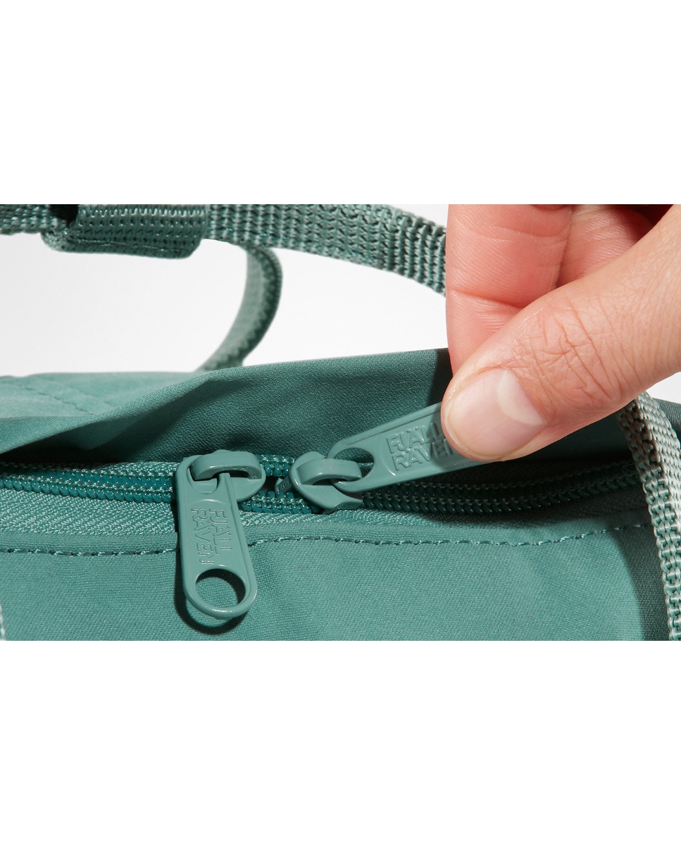 Mochila Kånken F23510 16L cor 221 clay Camel-14