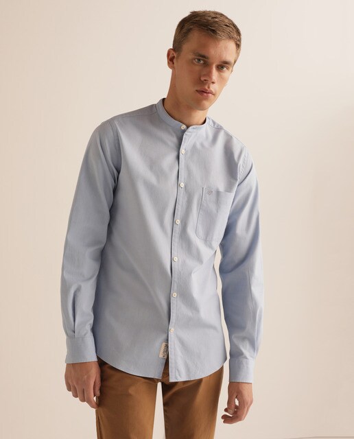 Camisa Oxford de hombre slim lisa azul claro · Easy Wear · El Corte Inglés