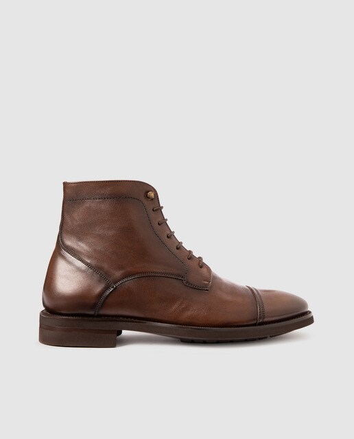 Botas de hombre Calce en piel de color marrón claro · Calce · El Corte  Inglés