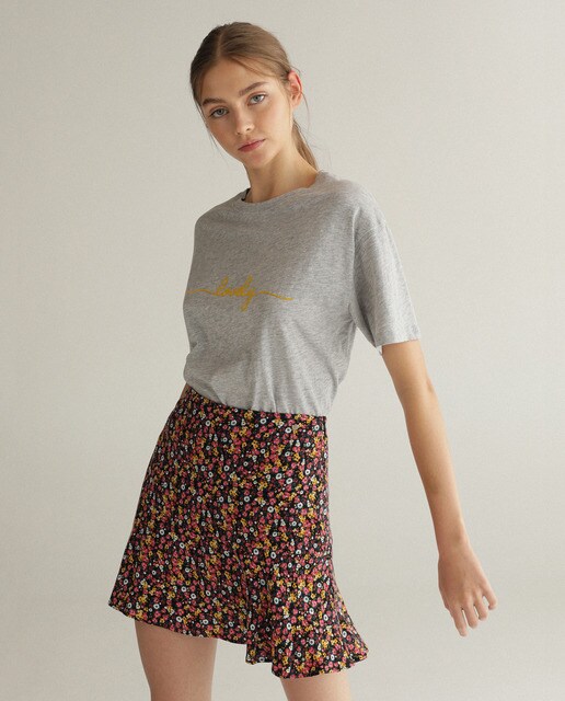 Camiseta de mujer con print frontal y ma
