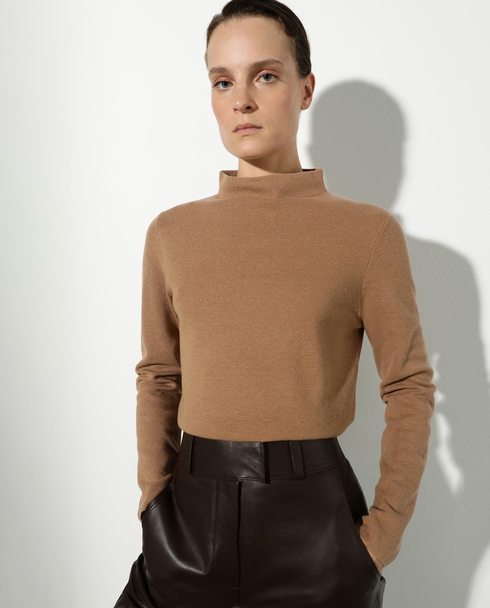 Jersey de mujer con seda y lana y cuello perkins · Woman Limited El