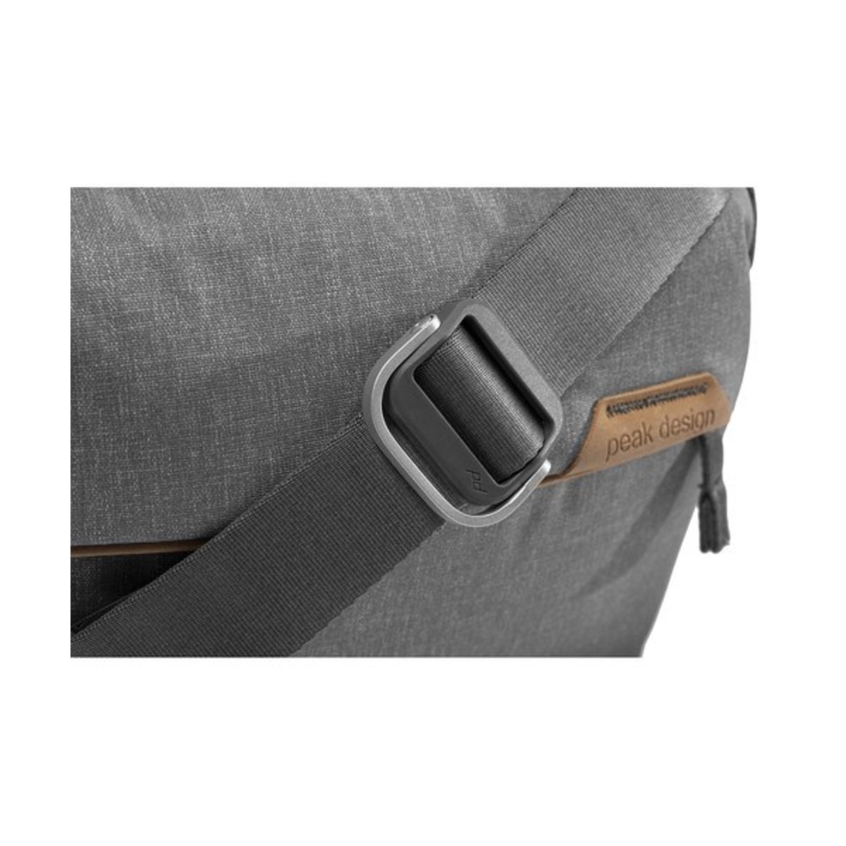 Mochila Peak Design Everyday Sling 3L V2 - Cinzento Escuro Cinzento-cinza-3