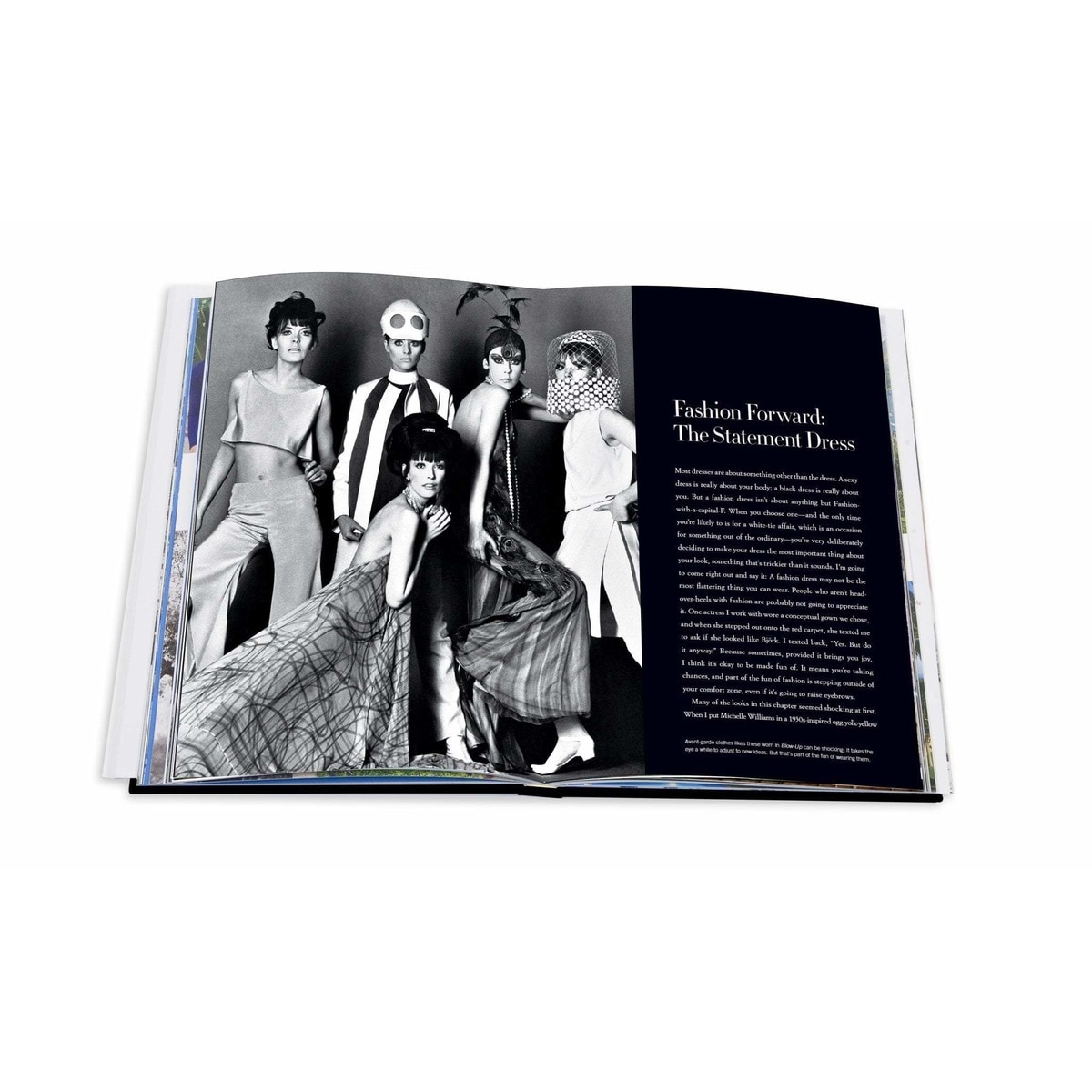 Dressing for the dark(Tapa dura) 8