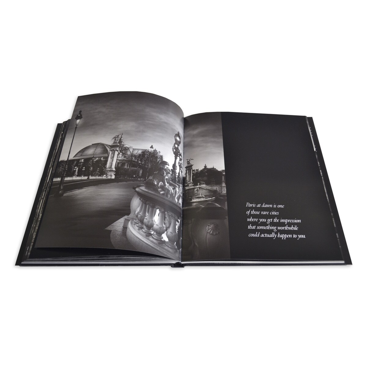 Light of Paris (Capa dura) 6