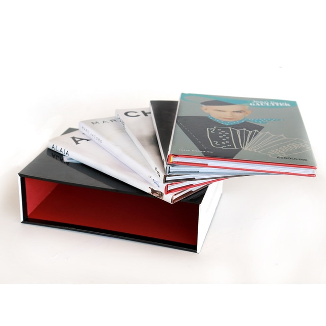 Memoire slipcase fashion 4