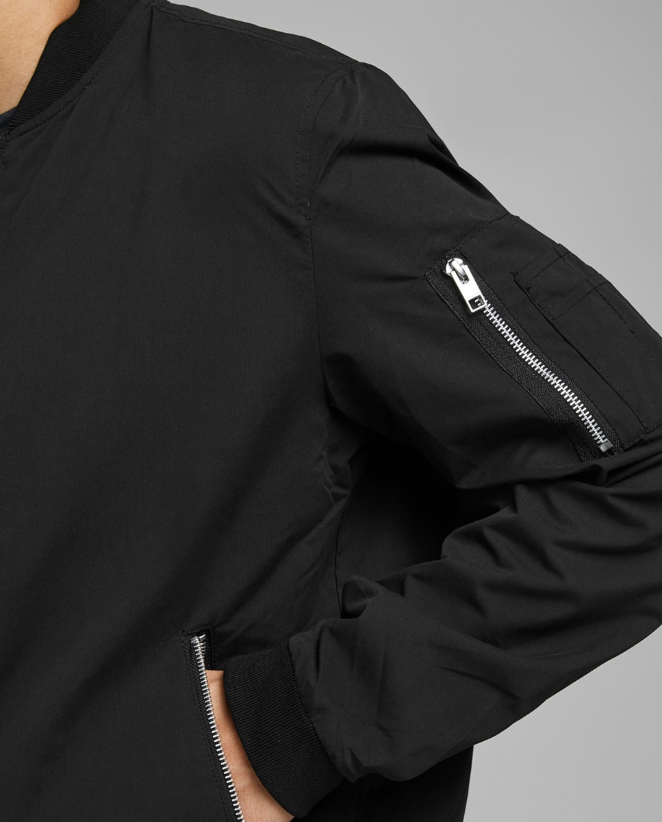 Blusão bomber Preto-4