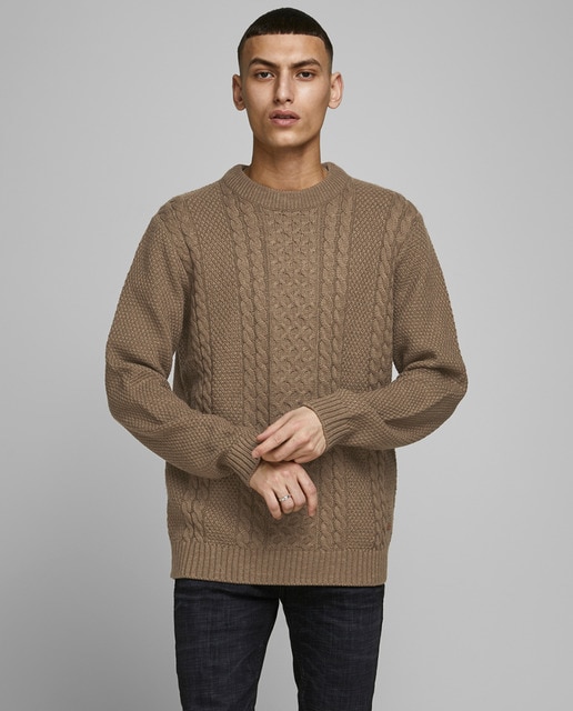 Jersey de hombre marrón con cuello caja