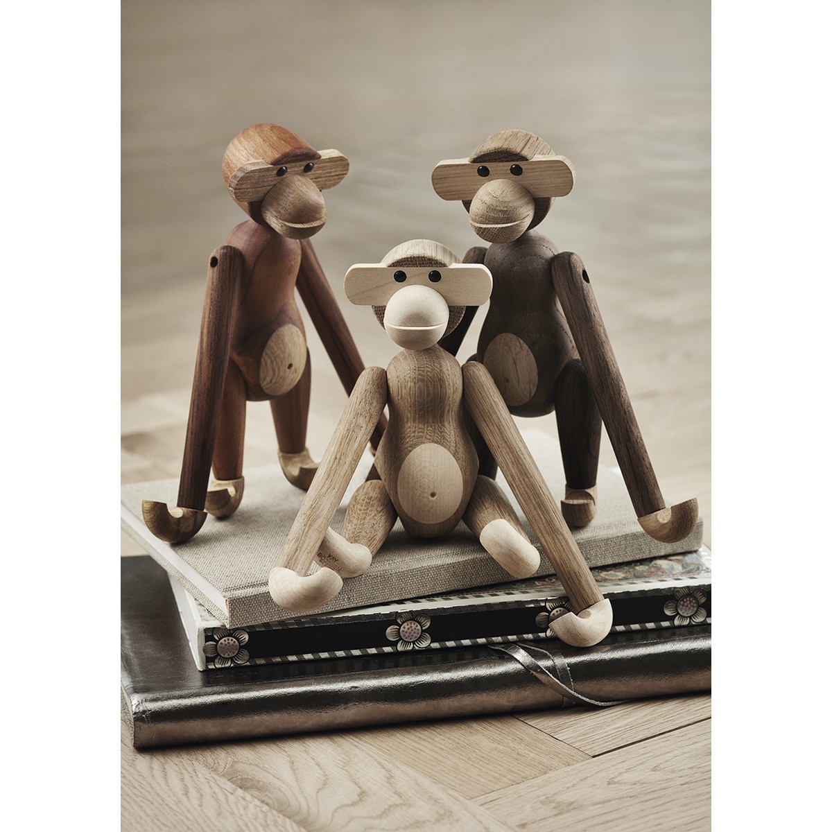 Figura Macaco de madeira Teca-20
