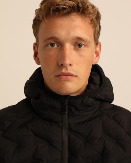 Plumífero acolchado de hombre negro con capucha · Easy Wear · El Corte  Inglés