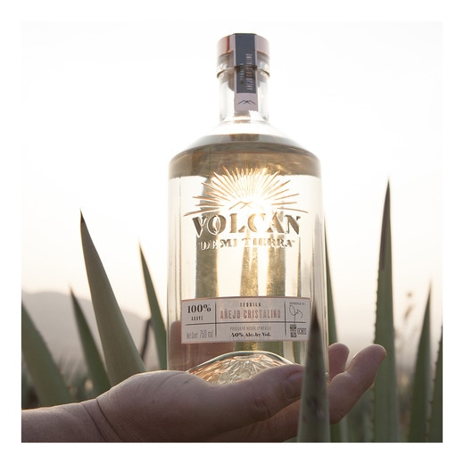 Imagen 2 de Tequila Volcán de mi Tierra Blanco 100% Agave azul