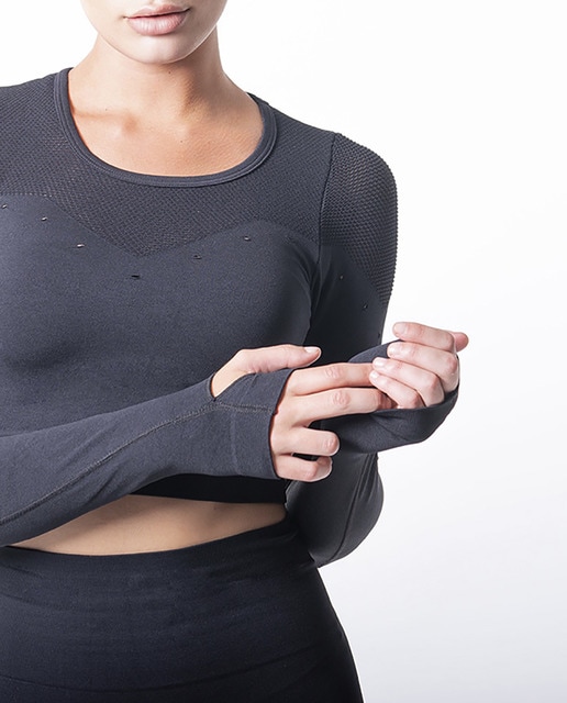 Imagen 0 de Crop top con calados y tecnología seamless Indy