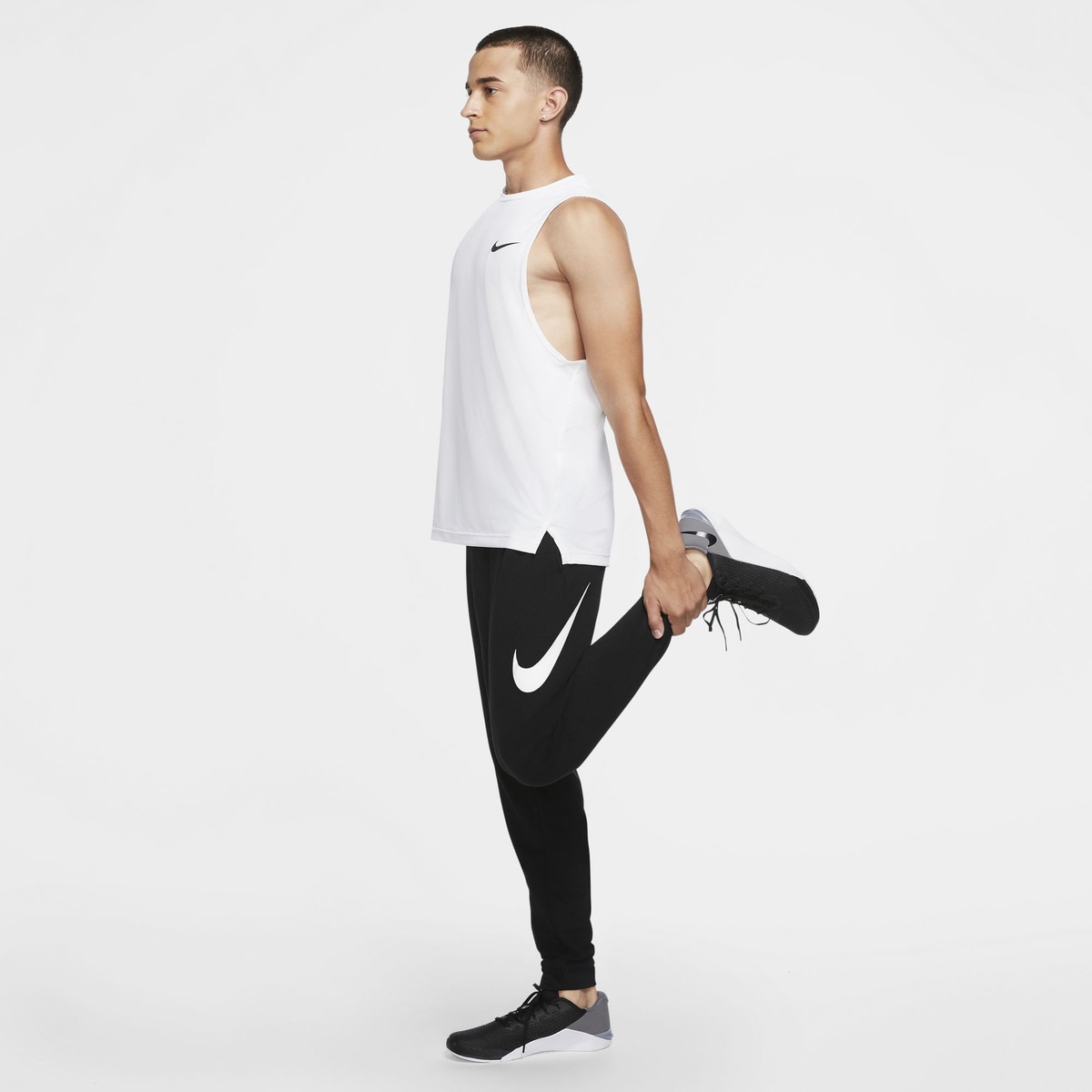 Calças Swoosh Dri-FIT Preto / Branco-6