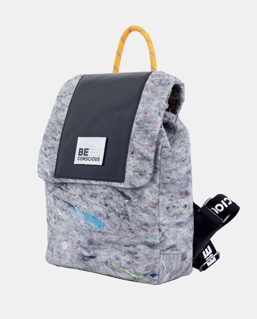Mochila grande de mujer Pepe Moll en textil y piel reciclada gris con  detalle negro · Pepe Moll · El Corte Inglés
