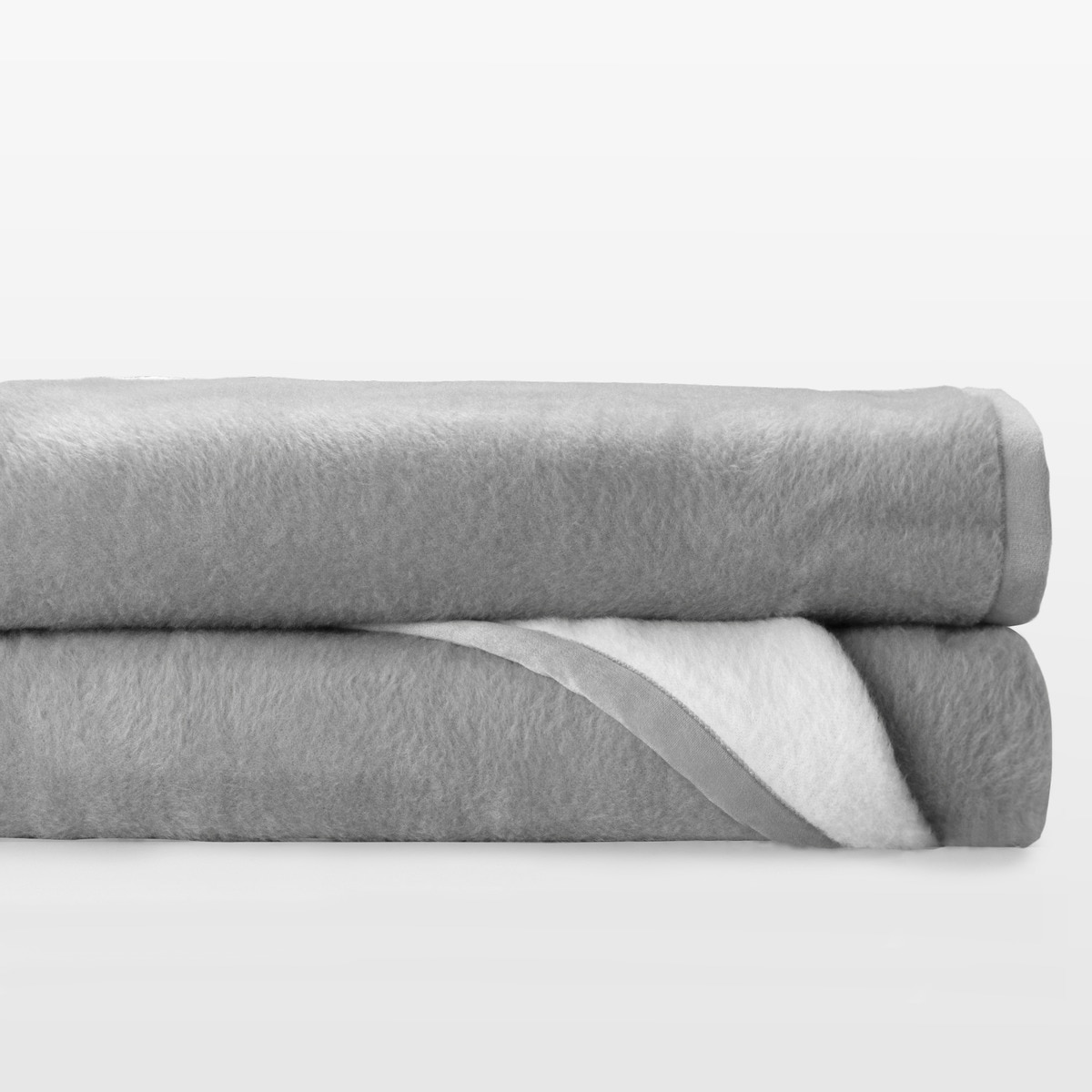 Imagem 0 de Manta de Lã Delta