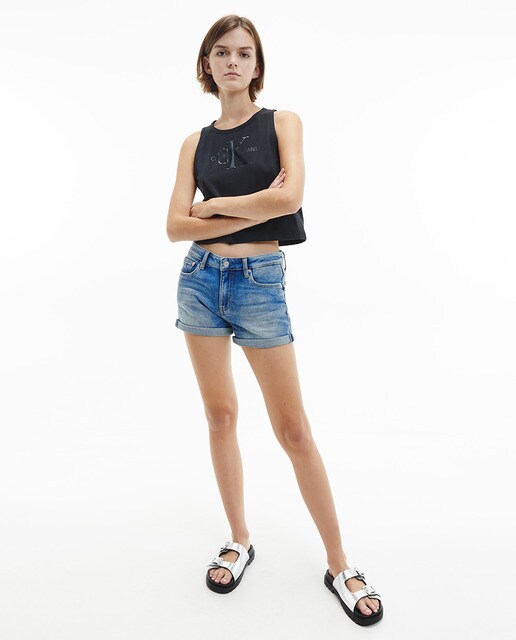 Short de mujer vaquero de tiro medio · Calvin Klein Jeans · El Corte Inglés