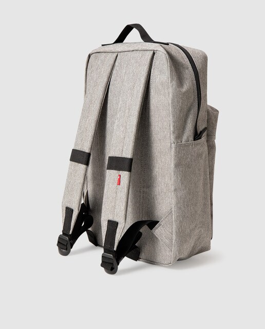 Mochila unisex Levi's en tono gris con cremallera · Levi's · El Corte Inglés
