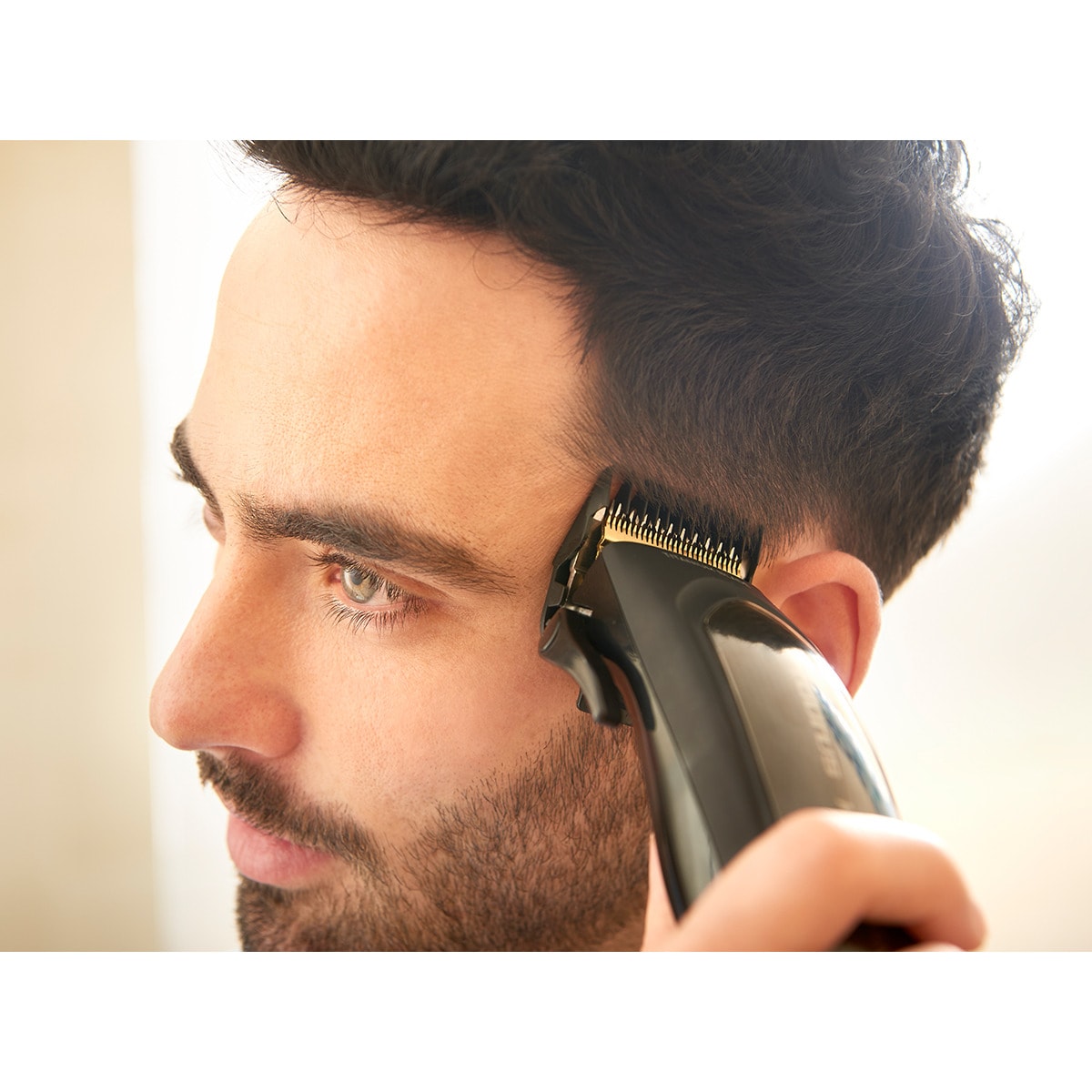 Cortapelos Taurus Mithos Avant Plus con cuchillas de titanio 10