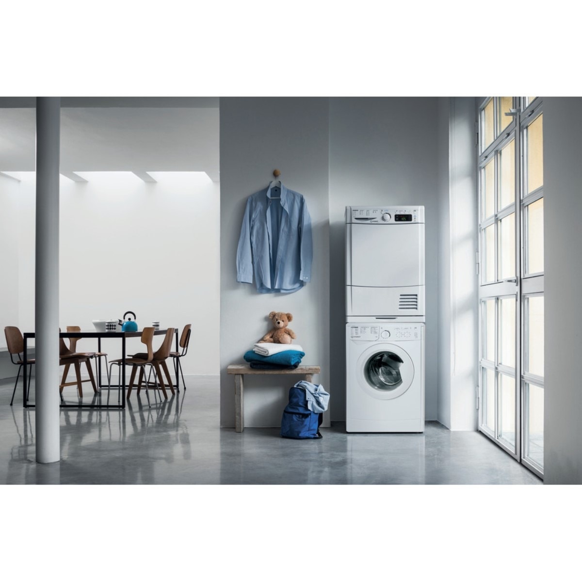 Máquina de Lavar Roupa Indesit EWC 61251 W SPT N Carga Frontal de 6 kg e de 1200 rpm - Branco Branco-2