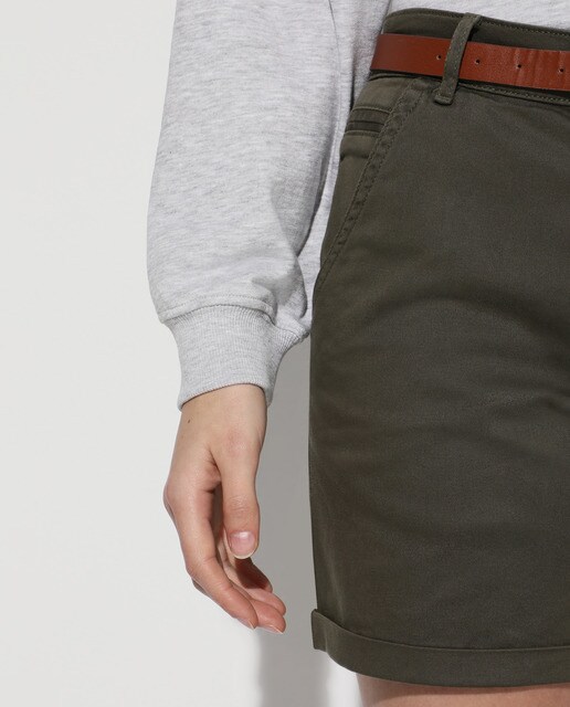 Bermuda de mujer de algodón con cinturón · Easy Wear · El Corte Inglés