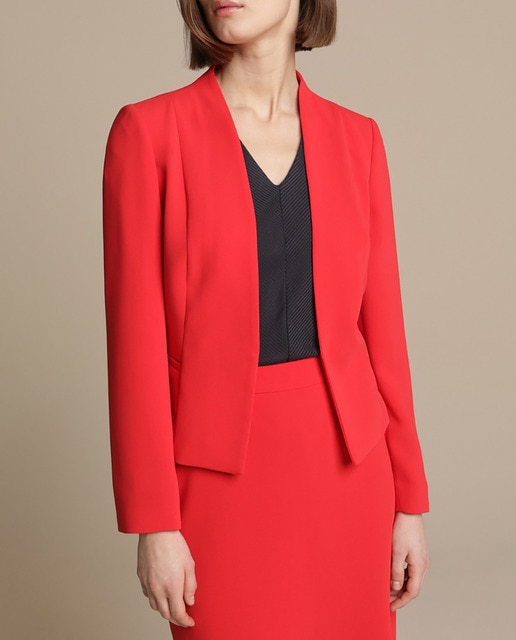 Imagen 0 de Chaqueta roja de mujer con dos bolsillos