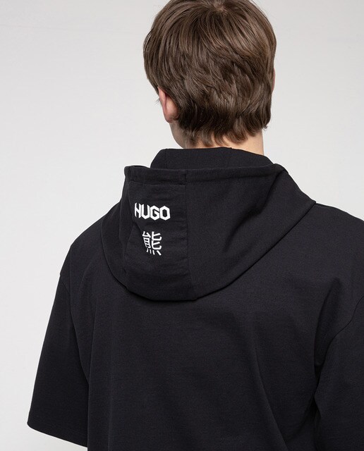 Sudadera de hombre de manga corta con capucha y diseño inspirado en la  colección · Hugo · El Corte Inglés