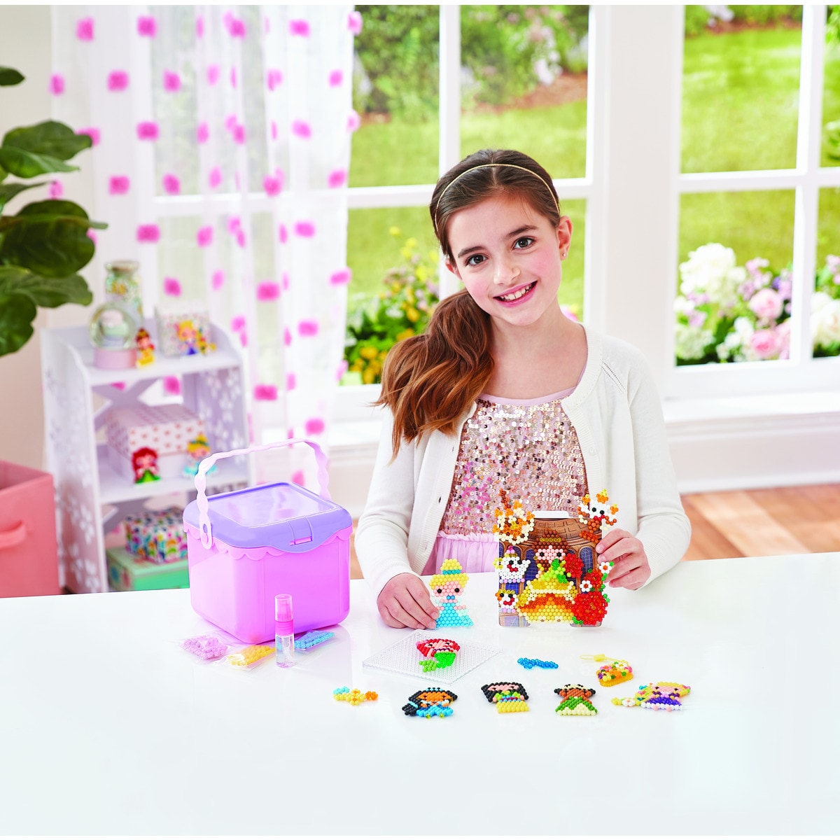 Cubo de Creatividad de Princesas Disney Aquabeads 10