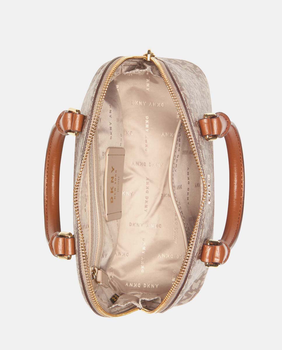 Bolso de mano DKNY en beige con estampado de logos · DKNY · El Corte Inglés Bolso de mano DKNY en beige con estampado de logos · DKNY · El Corte Inglés