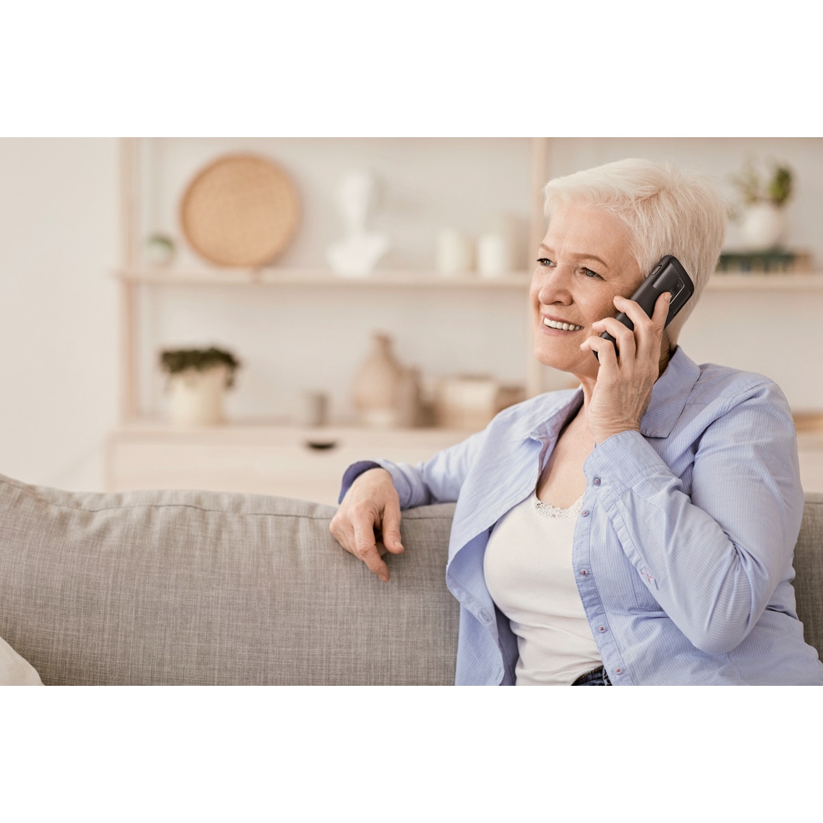 Teléfono móvil senior Panasonic KX-TU160 de fácil uso negro Negro-6