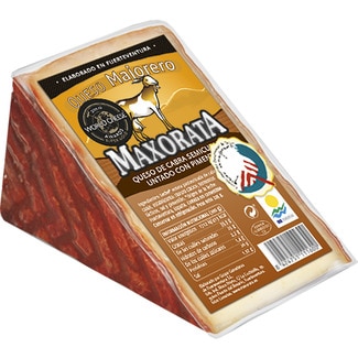 queso canario de cabra semicurado untado con pimentón DOP Majorero cuña 225 g elaborado con leche pasteurizada - Maxorata