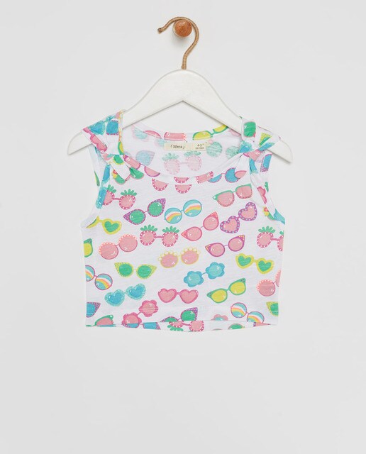 Camiseta de niña tirantes cropped