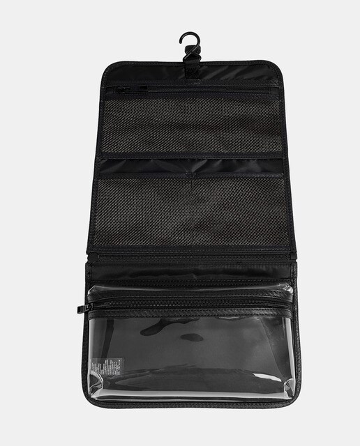 Neceser de viaje en color negro · Tommy Hilfiger · El Corte Inglés
