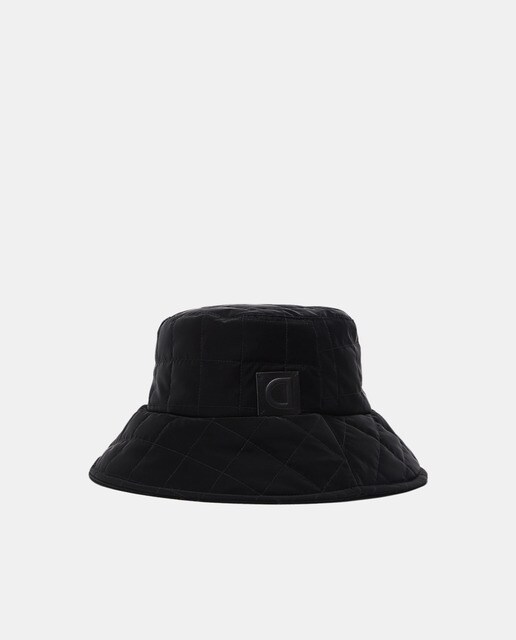Gorro de mujer Desigual en negro liso · Desigual · El Corte Inglés