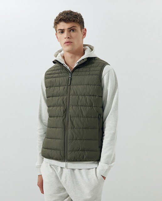 Chaleco acolchado de hombre kaki · Sfera · El Corte Inglés