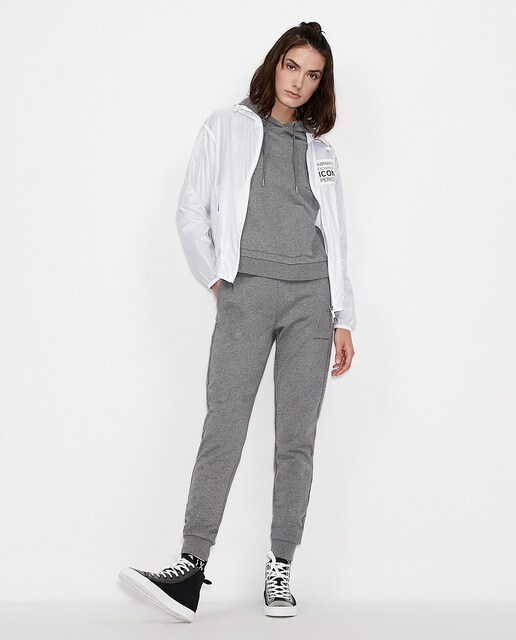 Pantalón de mujer Icon jogger logo relieve · Armani Exchange · El Corte  Inglés