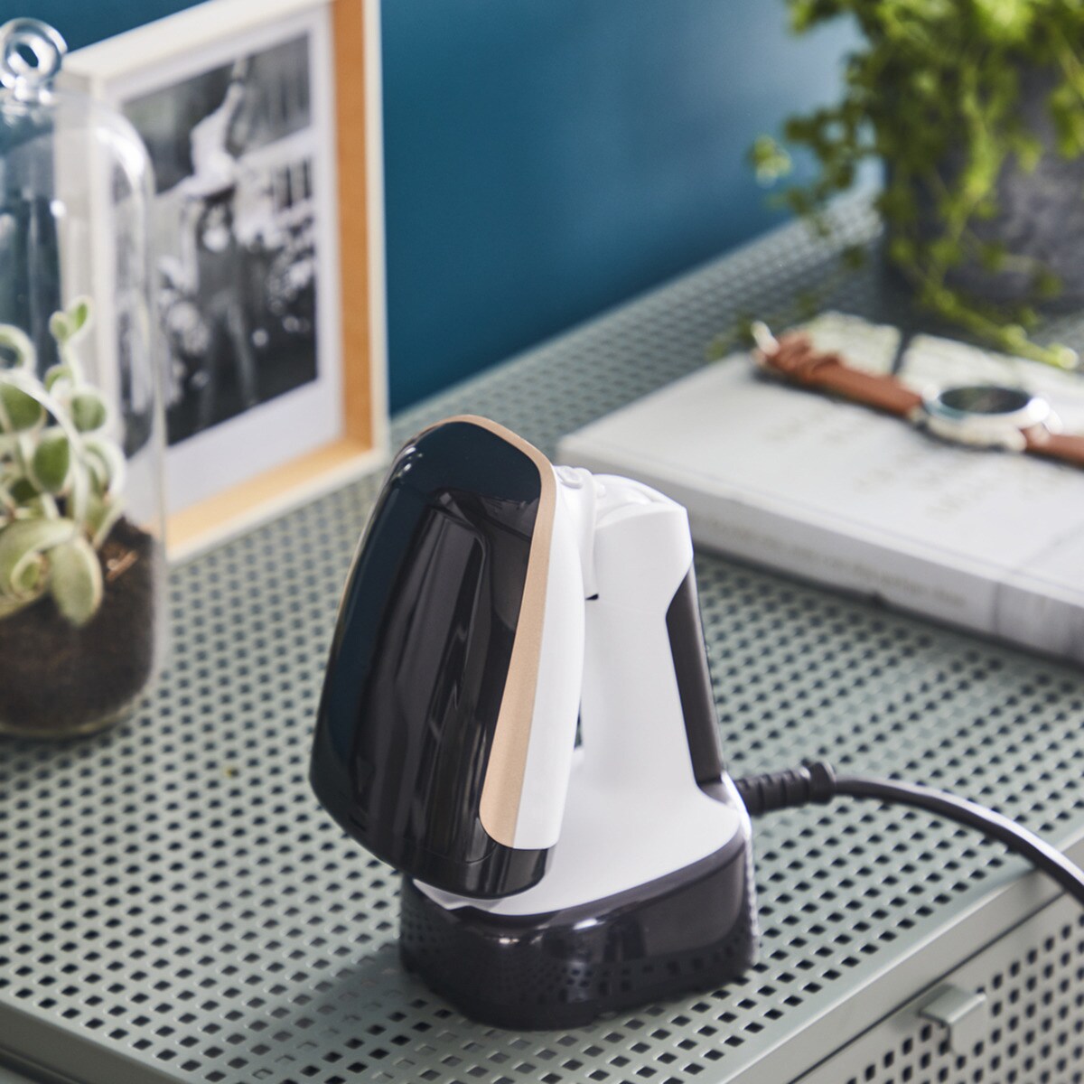 Plancha vertical Rowenta Access Steam Pocket DR3030 con cabezal