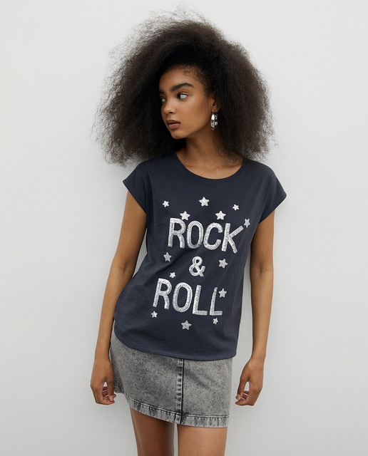 Camiseta de mujer lentejuelas manga corta · Sfera · El Corte Inglés
