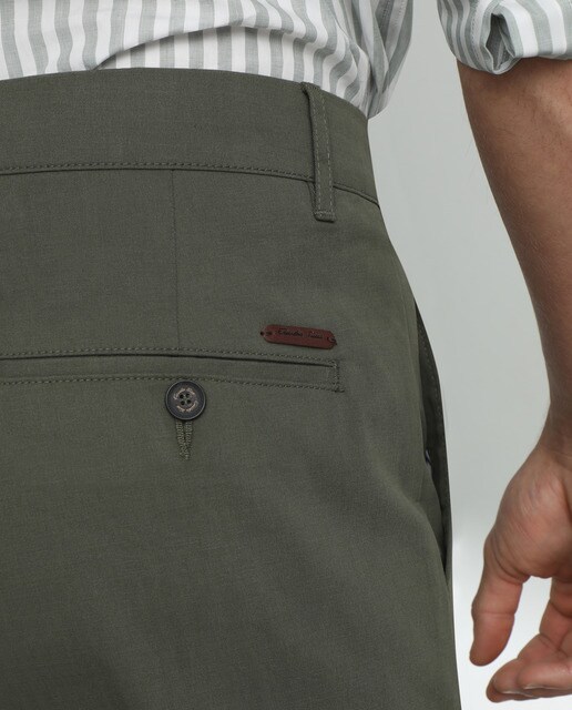 Chino de hombre custom kaki · Emidio Tucci · El Corte Inglés