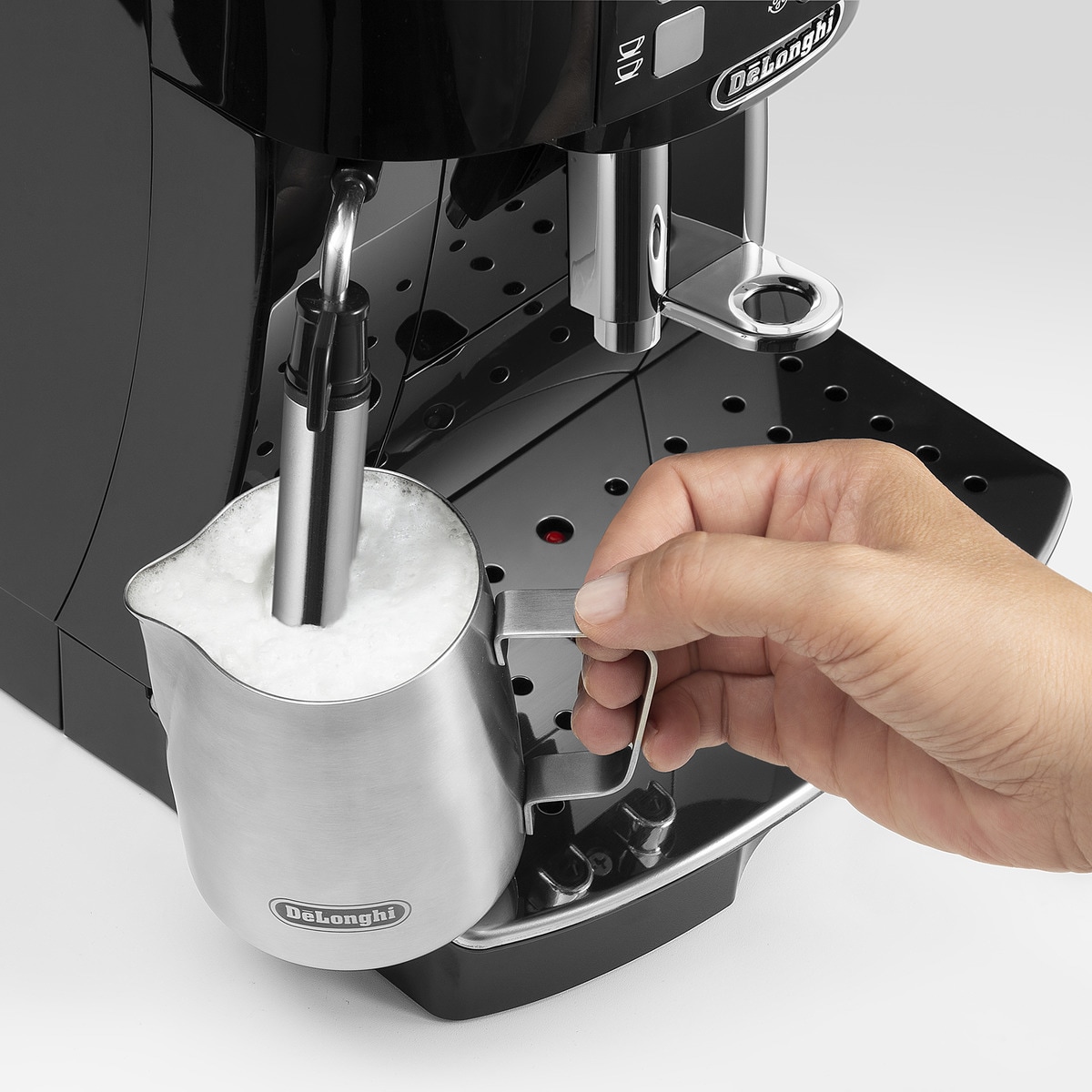 Cafetera Superautomática De'Longhi Magnifica S ECAM21.112.B con molinillo incorporado Negro-7