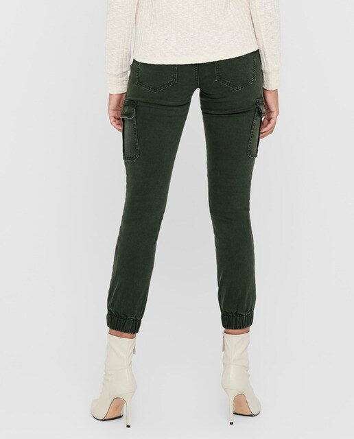 Pantalón de mujer estilo cargo con bolsillos laterales · Only · El Corte  Inglés