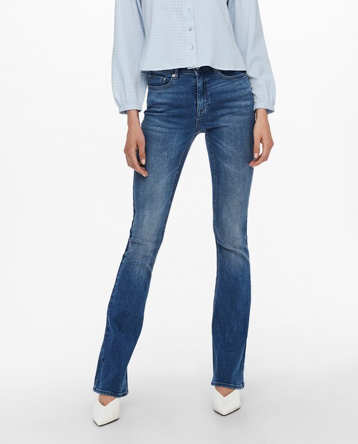 Pantalón de mujer vaquero acampanado · Only · El Corte Inglés