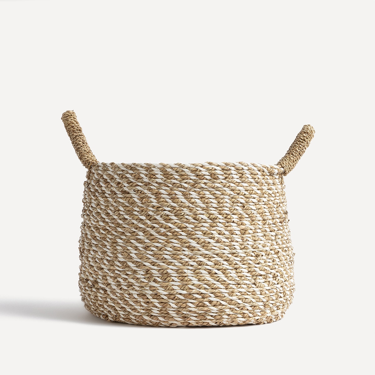 Panier décoratif tressé