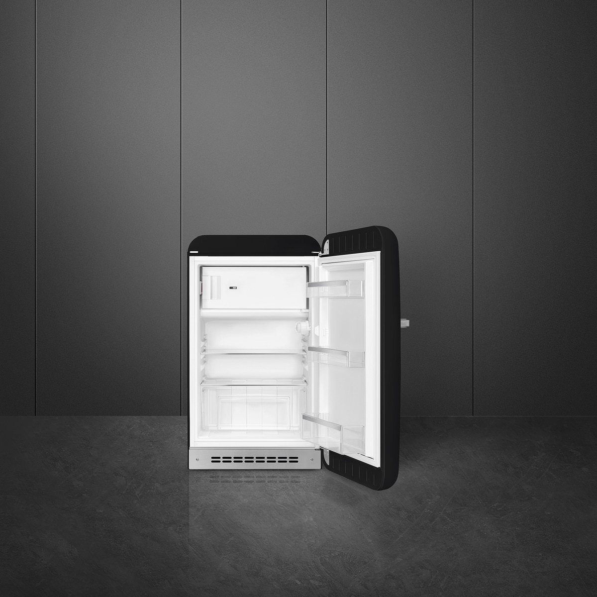 Recondicionado - Grade A - Frigorífico de 1 Porta Smeg Anni 50 FAB10RBL5 Estático com Dobradiças à Direita e de 97 cm - Preto Polido Preto-10