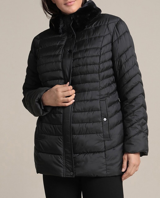 Imagen 0 de Plumífero corto de mujer talla grande con cuello de pelo