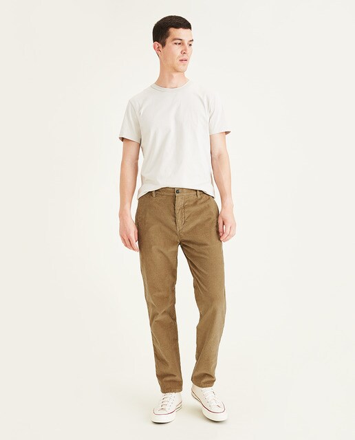 Chino de pana Alpha Icon de hombre tapered camel · Dockers · El Corte Inglés