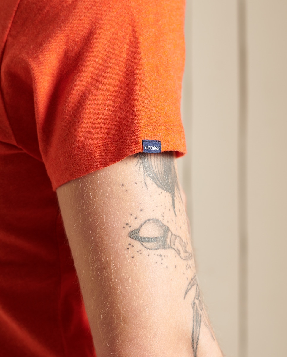 Camiseta de hombre de algodón orgánico bordada con el logotipo