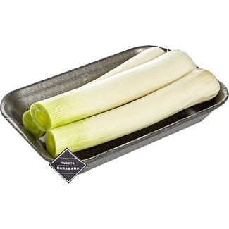 puerro limpio bandeja 500 g peso aproximado - Huerta De Carabaña