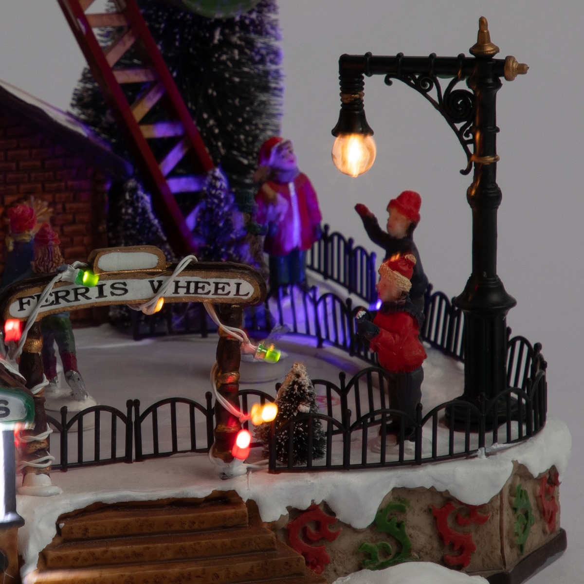 Atracción con 16 luces LED multicolor Belén Americano Navidad El Corte Inglés Multicolor-5